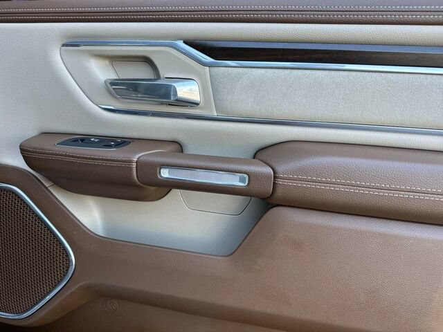 Used 2021 RAM 1500 Laramie RWD image 18