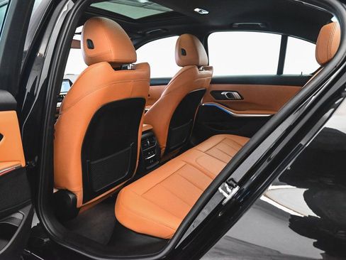 Used 2022 BMW 330i xDrive 330i xDrive w/ M Sport Package image 34