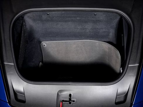 Used 2022 Porsche 911 Turbo S AWD/4WD image 9