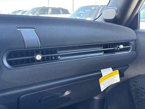 New 2026 MINI Cooper S image 23