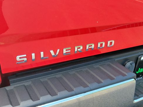 Used 2017 Chevrolet Silverado 1500 LT w/ All Star Edition image 7