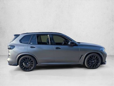 Used 2023 BMW X5 xDrive40i w/ Executive Package AWD/4WD image 4