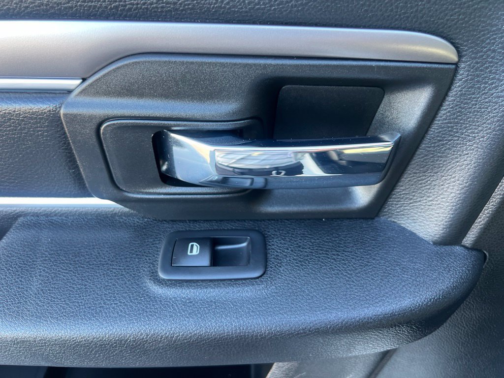 Used 2024 RAM 1500 Warlock RWD image 36