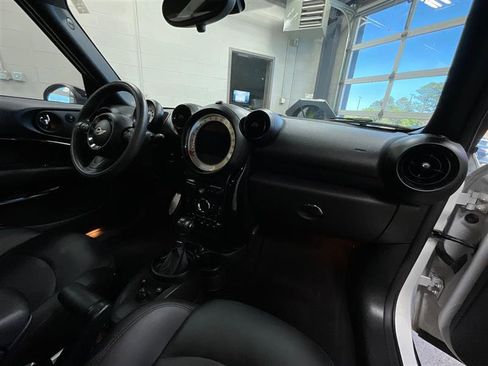 Used 2014 MINI Cooper Paceman S image 22