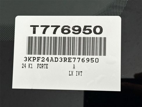 Used 2024 Kia Forte LXS image 40