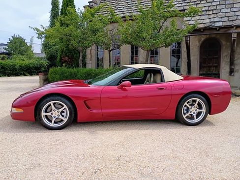 Used 2002 Chevrolet Corvette Convertible w/ Preferred Equipment Group2 RWD image 78
