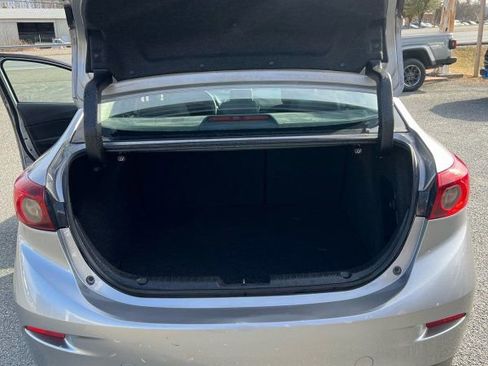 Used 2016 MAZDA MAZDA3 i Sport w/ Preferred Equipment Package image 21