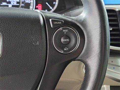 Used 2015 Honda Accord EX-L image 39