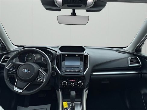 Used 2023 Subaru Forester Premium image 17