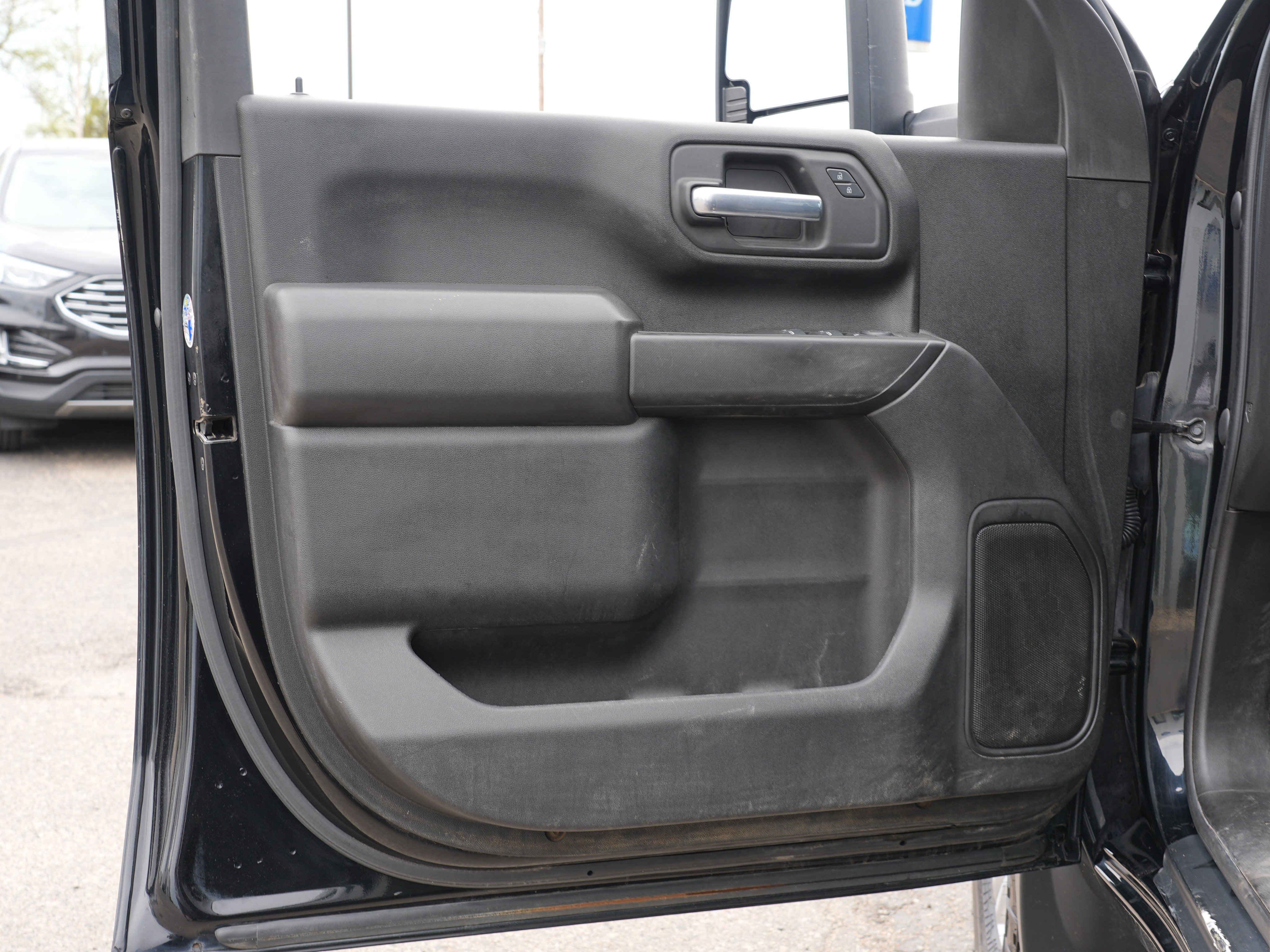 Used 2021 GMC Sierra 2500 4x4 Crew Cab w/ Convenience Package image 17