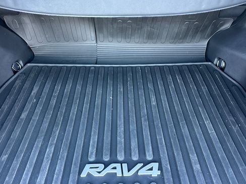 Used 2025 Toyota RAV4 LE image 17