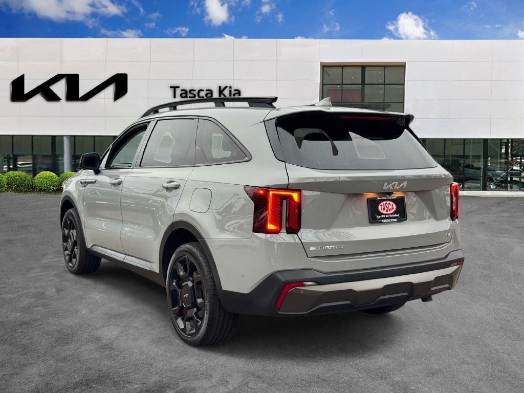 Used 2024 Kia Sorento SX AWD/4WD image 4