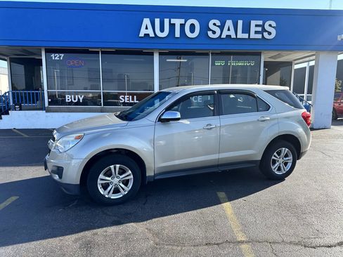 Used 2013 Chevrolet Equinox LS image 2