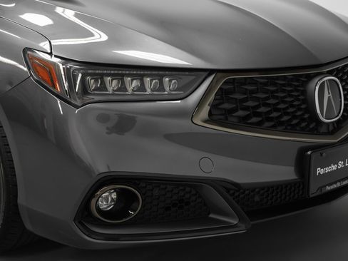 Used 2018 Acura TLX V6 w/ Technology & A-SPEC Pkg AWD/4WD image 16