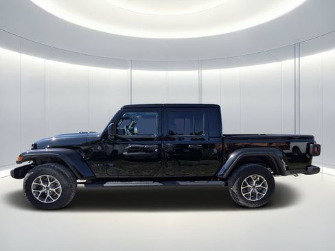 New 2026 Jeep Gladiator Sport AWD/4WD image 7