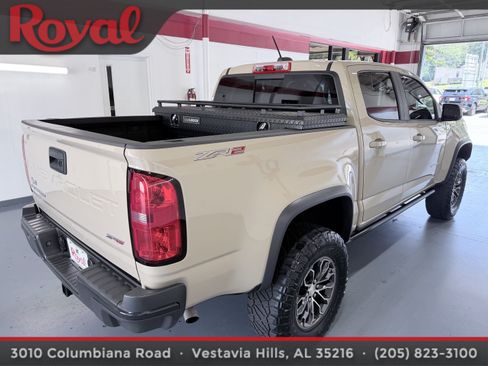 Used 2022 Chevrolet Colorado ZR2 AWD/4WD image 4