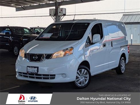 Used 2019 Nissan NV200 SV image 1