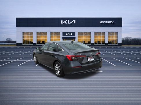 Used 2023 Honda Civic LX image 7
