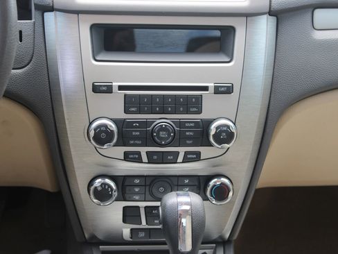 Used 2011 Ford Fusion SE w/ 202A Rapid Spec Order Code FWD image 14