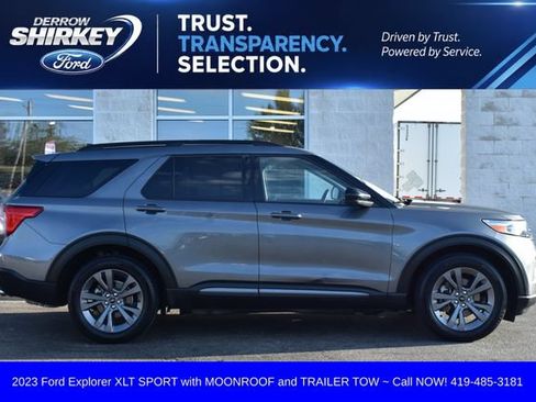 Used 2023 Ford Explorer XLT w/ XLT Sport Appearance Package AWD/4WD image 3