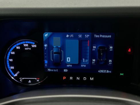 Used 2021 Ford Bronco Badlands image 13