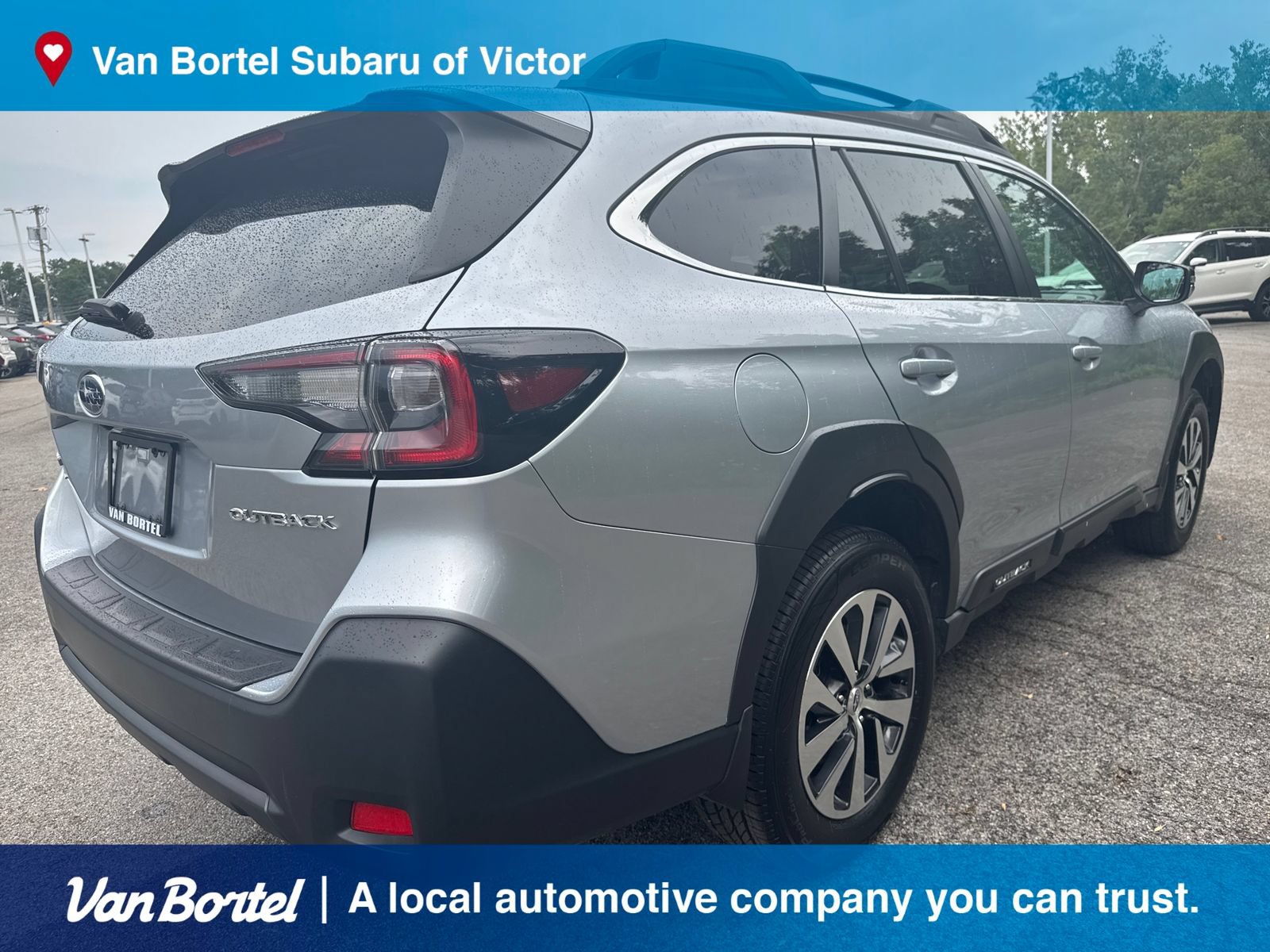 Used 2025 Subaru Outback Premium AWD/4WD image 6