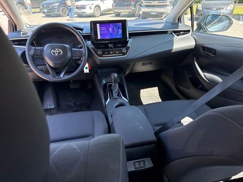 Used 2024 Toyota Corolla LE FWD image 12
