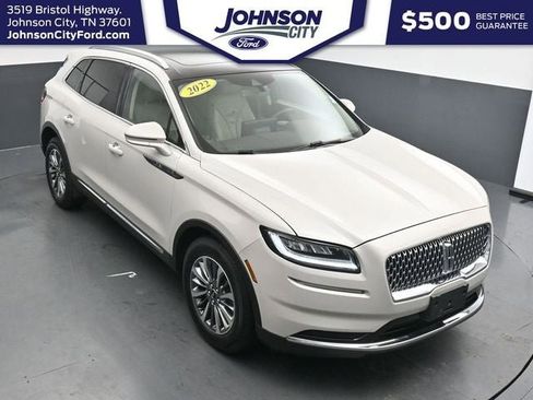Used 2022 Lincoln Nautilus Reserve AWD/4WD image 23
