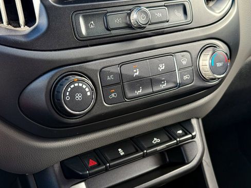 Used 2019 Chevrolet Colorado W/T w/ WT Convenience Package image 19