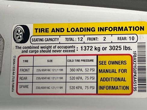 Used 2023 Ford Transit 350 XLT image 61