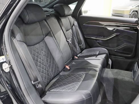 Used 2022 Audi S8 w/ S8 Comfort Plus Package image 33