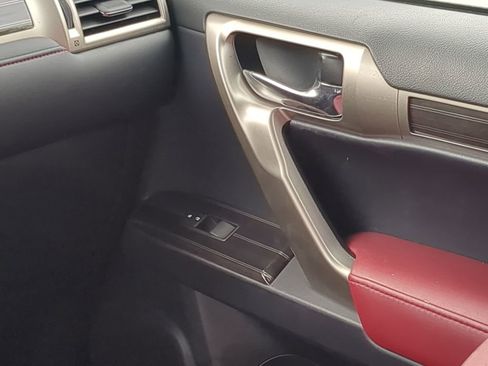 Used 2021 Lexus GX 460 Premium w/ Premium Package image 23