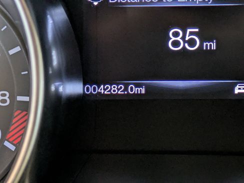 Used 2016 Ford Mustang Shelby GT350 w/ Technology Package RWD image 31