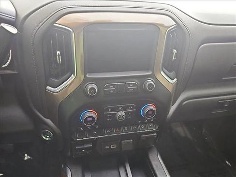 Used 2022 Chevrolet Silverado 3500 High Country w/ Z71 Off-Road Package image 12