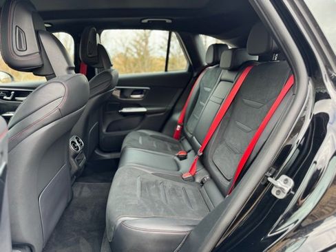 Used 2024 Mercedes-Benz GLC 43 AMG 4MATIC image 14