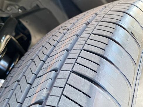 Certified 2025 Toyota 4Runner SR5 AWD/4WD image 13
