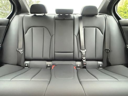 Used 2019 BMW 330i Sedan w/ Driving Assistance Package RWD image 42