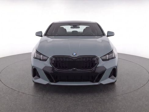 Used 2024 BMW i5 eDrive40i w/ M Sport Package RWD image 8