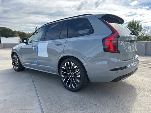 New 2026 Volvo XC90 B6 Ultra image 5