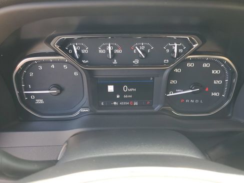 Used 2022 GMC Sierra 1500 SLT w/ SLT Premium Plus Package AWD/4WD image 14