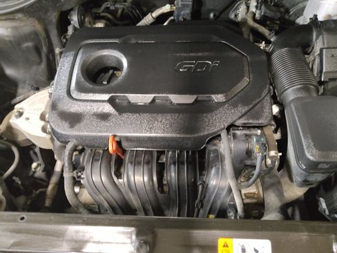 Used 2018 Hyundai Santa Fe Sport FWD image 30