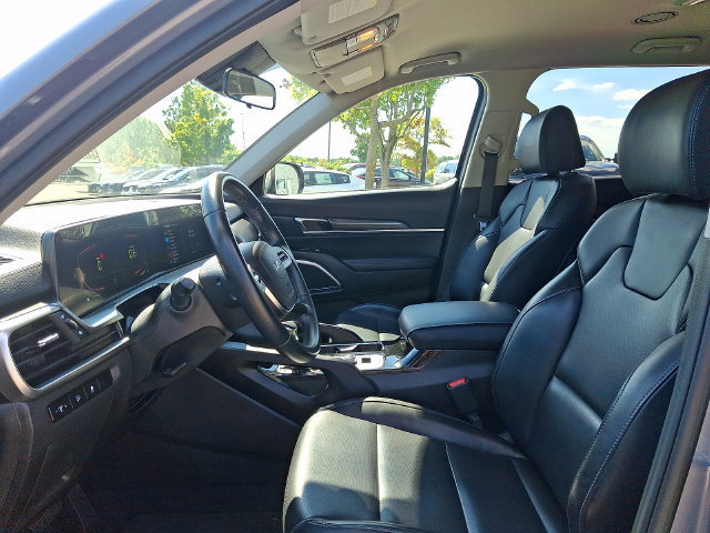 Used 2024 Kia Telluride LX FWD image 13