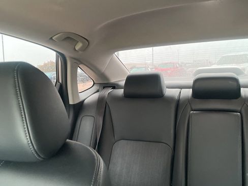 Used 2022 Honda Civic Touring image 15