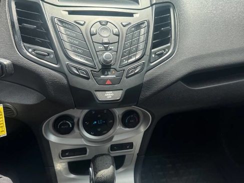 Used 2016 Ford Fiesta SE w/ Cold Weather Package FWD image 14