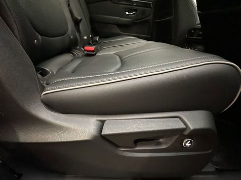 Certified 2025 Honda Pilot Elite image 23