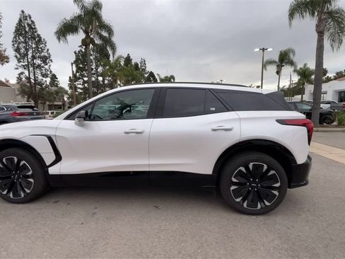 New 2025 Chevrolet Blazer EV RS w/ Super Cruise Package AWD/4WD image 5