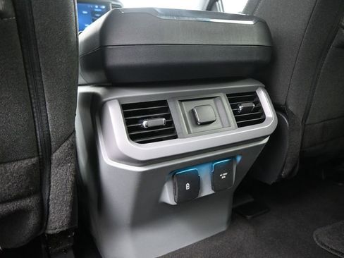 Used 2024 Ford F150 Lightning XLT image 27