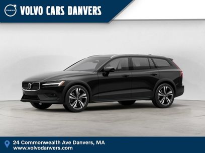 New 2026 Volvo V60 B5 Cross Country Plus w/ Protection Package Premier