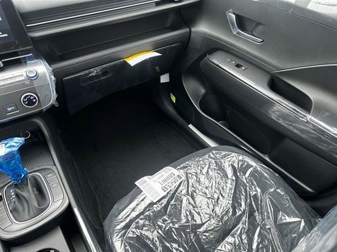 New 2026 Hyundai Kona SE AWD/4WD image 9