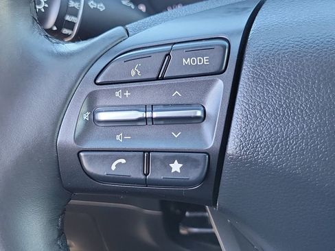 Used 2023 Hyundai Kona SEL w/ Convenience Package image 5